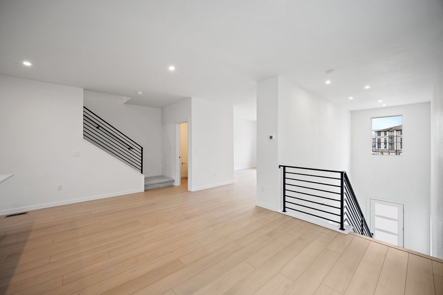 Spacious, unfurnished interior of a new home in The Commons at Victory Ridge, Colorado Springs (Image 20).