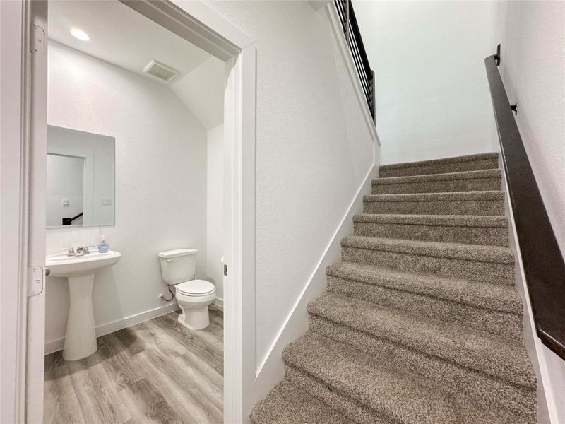 Image 37 of a home in .