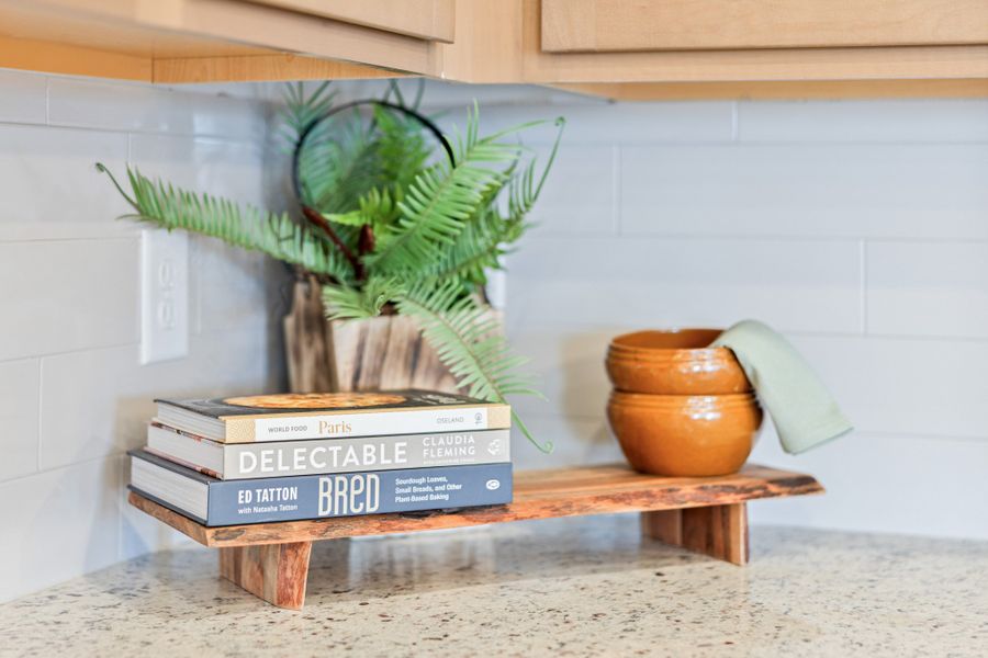 Close-up of interior finishes inside a home in The Oaks, Clarksville (Image 26).