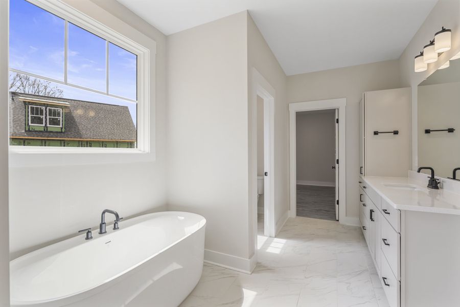 Representative furnished interior of a home built from the Autumn by Hunter Quinn Homes in Beaufort County Homes, Beaufort (Image 8).