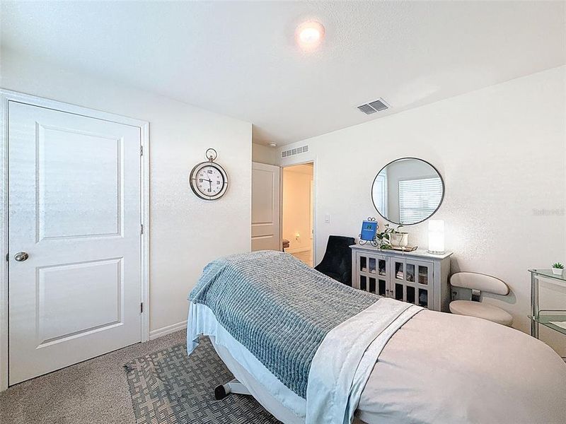 Furnished interior view inside a new home in , Belleview (Image 56). Furnished interior view inside a new home in , Belleview (Image 56).