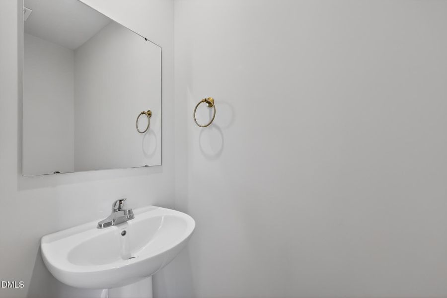 14_424_Emerald_Shire_Wy-Bathroom-1152 14_424_Emerald_Shire_Wy-Bathroom-1152