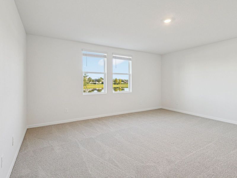 Spacious, unfurnished interior of a new home in The Reserve at Twin Lakes, St. Cloud (Image 11).