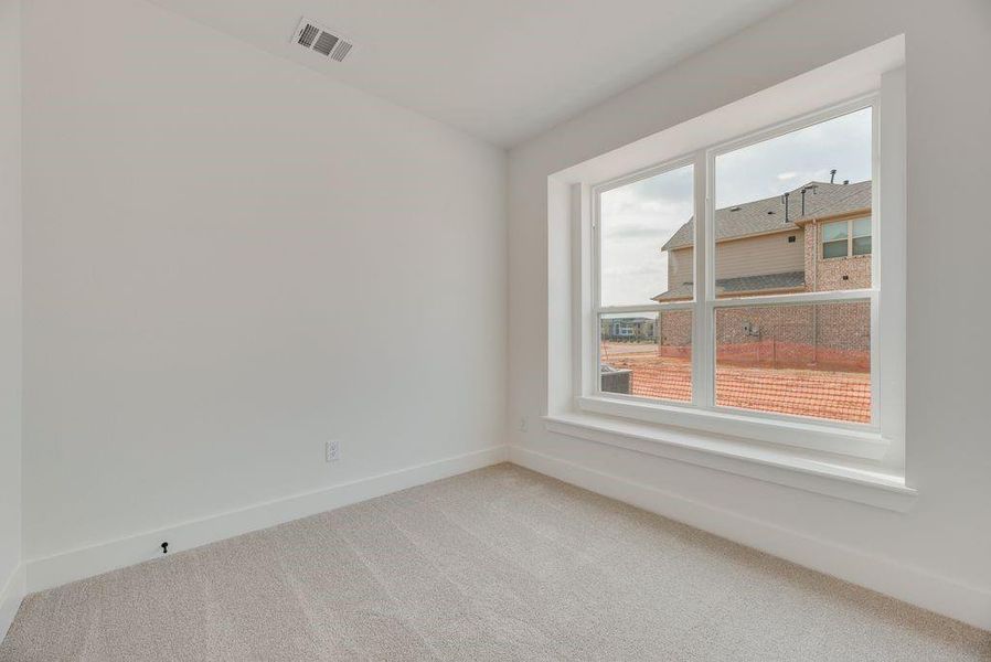 Spacious, unfurnished interior of a new home in Walton Ridge, Corinth (Image 22).