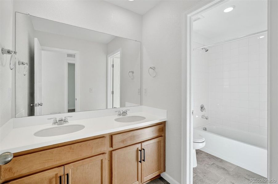 2065 Barnwood Drive ~ Ready Now 2065 Barnwood Drive ~ Ready Now