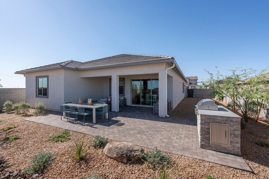 Representative exterior details of a home built from the Parker by Risewell Homes in Wildera, San Tan Valley (Image 3).