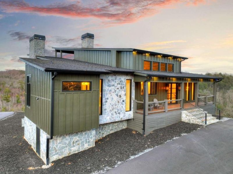 Image 95 of a home in .