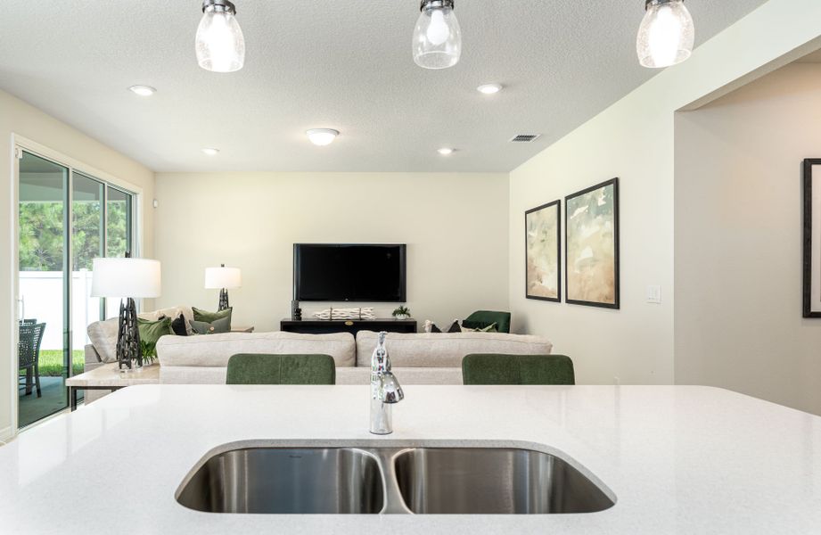 Representative furnished interior of a home built from the Cedar by Pulte Homes in Double Branch, Middleburg (Image 11).