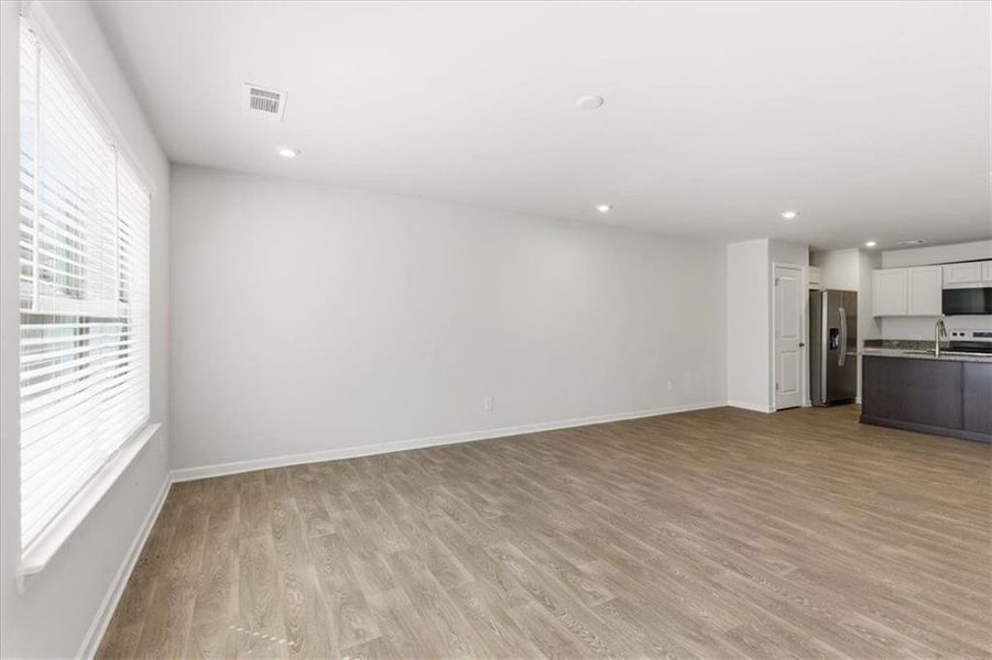 Spacious, unfurnished interior of a new home in Silver Leaf, Dawsonville (Image 23).