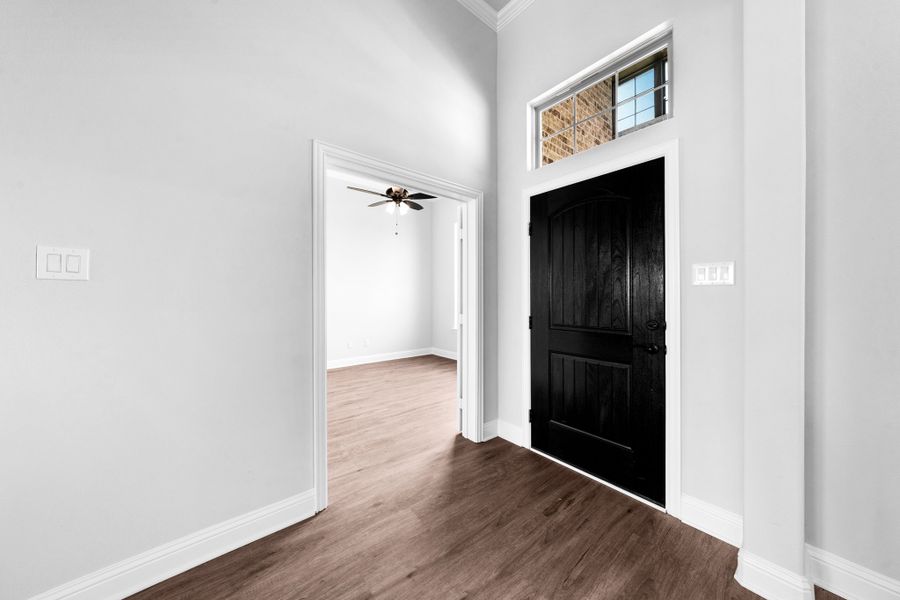 Spacious, unfurnished interior of a new home in Berkshire Estates, Mesquite (Image 32).