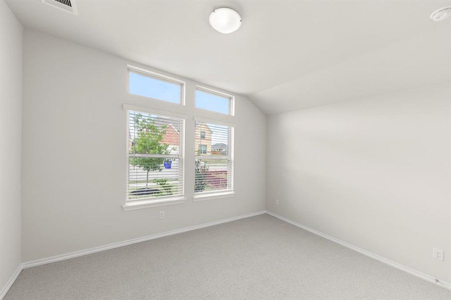 04. 3233 Timineri - Bed 2