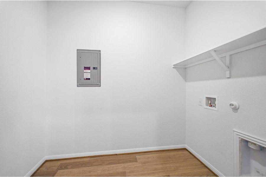 Spacious, unfurnished interior of a new home in Cool Water, Jarrell (Image 48).