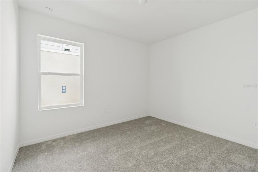 Spacious, unfurnished interior of a new home in Southpointe, Palmetto (Image 14).