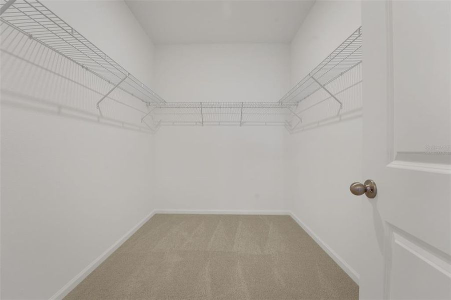 Spacious, unfurnished interior of a new home in Annabelle Estates, Lake Wales (Image 11).