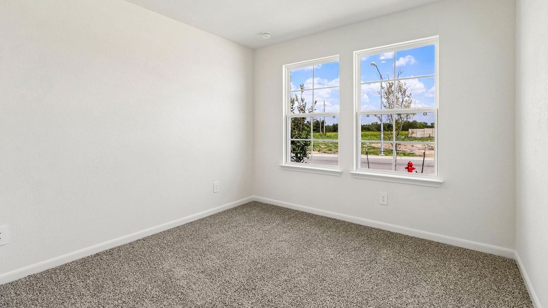 Spacious, unfurnished interior of a new home in Briarwood, Elgin (Image 27).