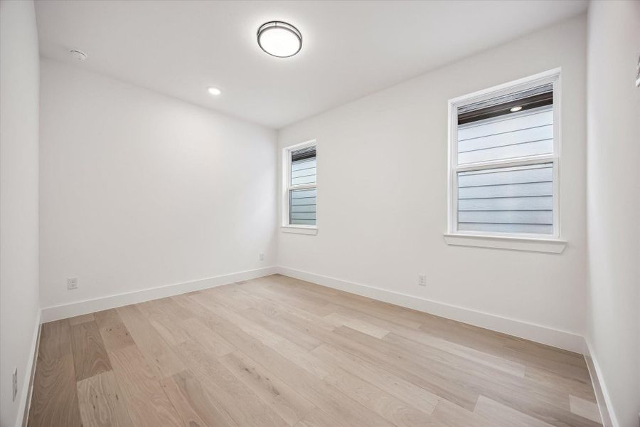 Spacious, unfurnished interior of a new home in The Heights Haus Collection, Houston (Image 18).