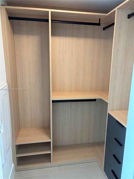 Close-up of interior finishes inside a home in , Hallandale Beach (Image 10).