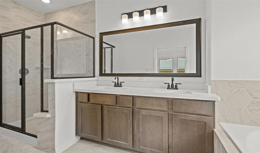 Double sinks in owner's bath (*Photo not of actual home and used for illustration purposes only.)