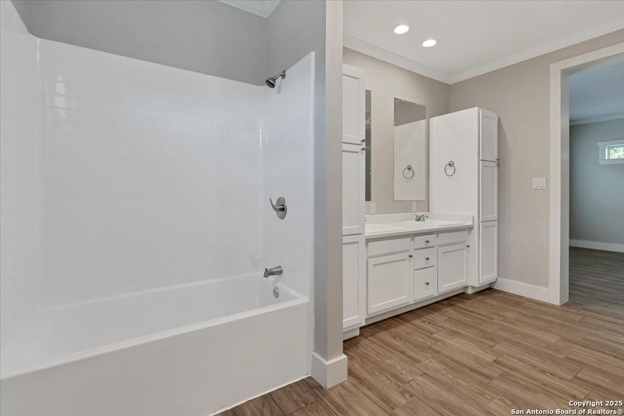 Image 25 of a home in .