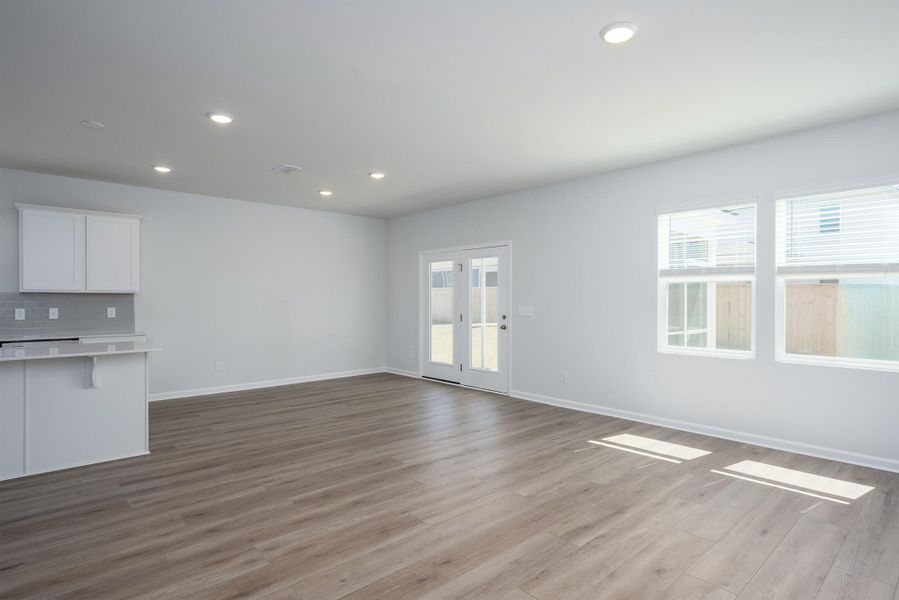 Spacious, unfurnished interior of a new home in Bradford Pointe, Summerville (Image 14). Spacious, unfurnished interior of a new home in Bradford Pointe, Summerville (Image 14).