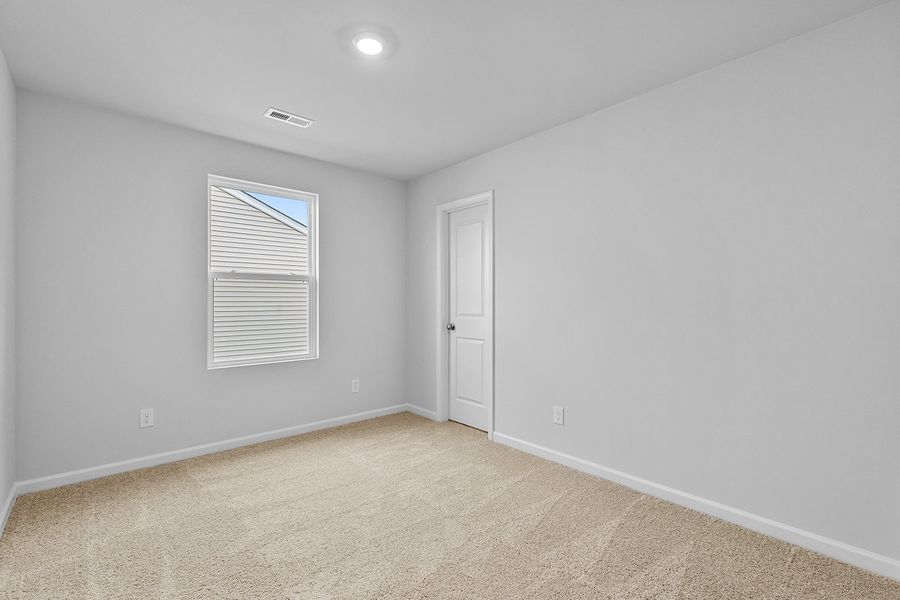 Spacious, unfurnished interior of a new home in Bell West, Kernersville (Image 26).