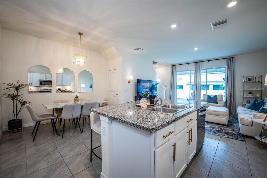 Furnished interior view inside a new home in , Plant City (Image 19).