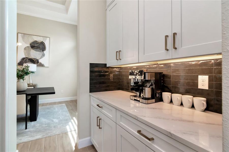 Furnished interior view inside a new home in , Wesley Chapel (Image 31).