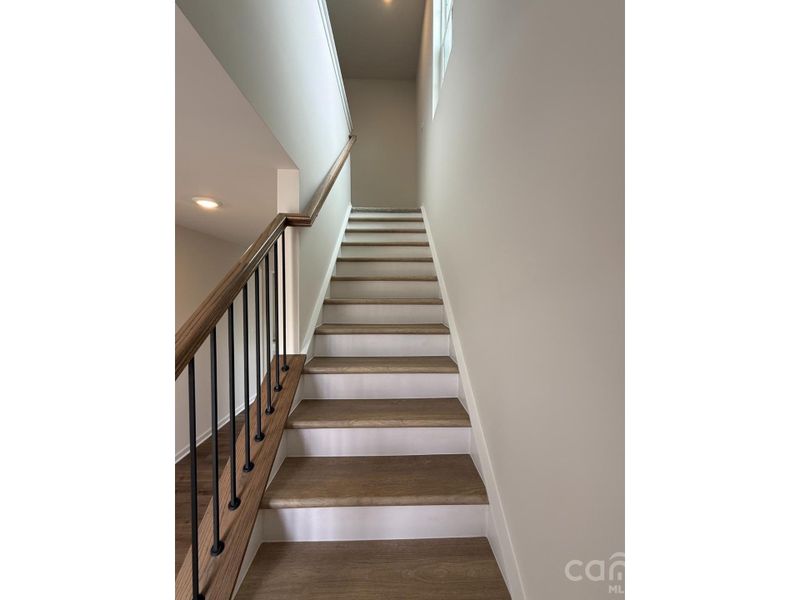 Spacious, unfurnished interior of a new home in Cleveland Hill, Shelby (Image 13).