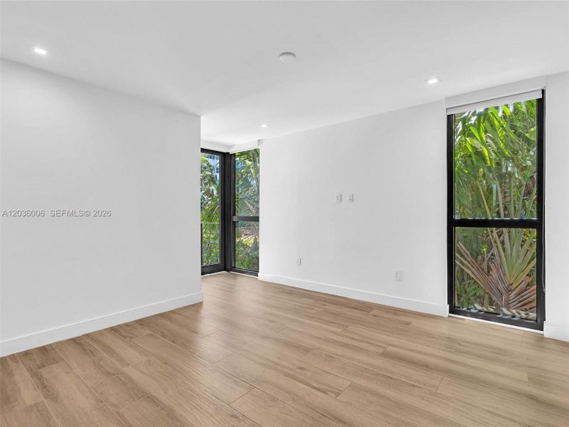Bedroom with 3rd balcony
