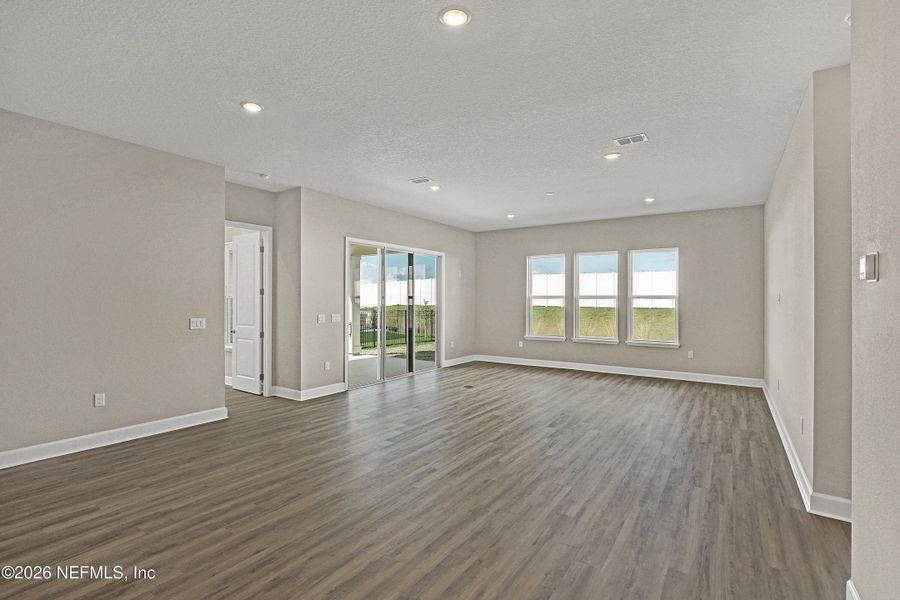 Spacious, unfurnished interior of a new home in Discover 55+ Living at Silverleaf, St. Augustine (Image 14).