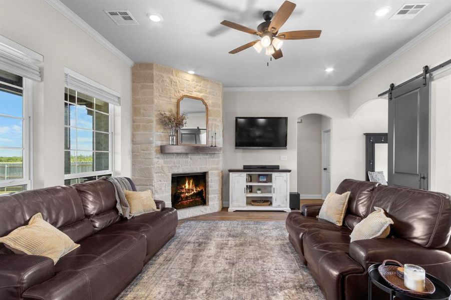 Furnished interior view inside a new home in , Robinson (Image 12). Furnished interior view inside a new home in , Robinson (Image 12).