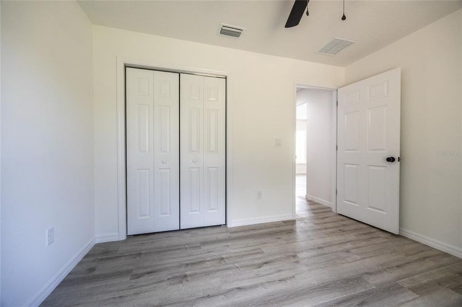 Spacious, unfurnished interior of a new home in , Ocklawaha (Image 27).