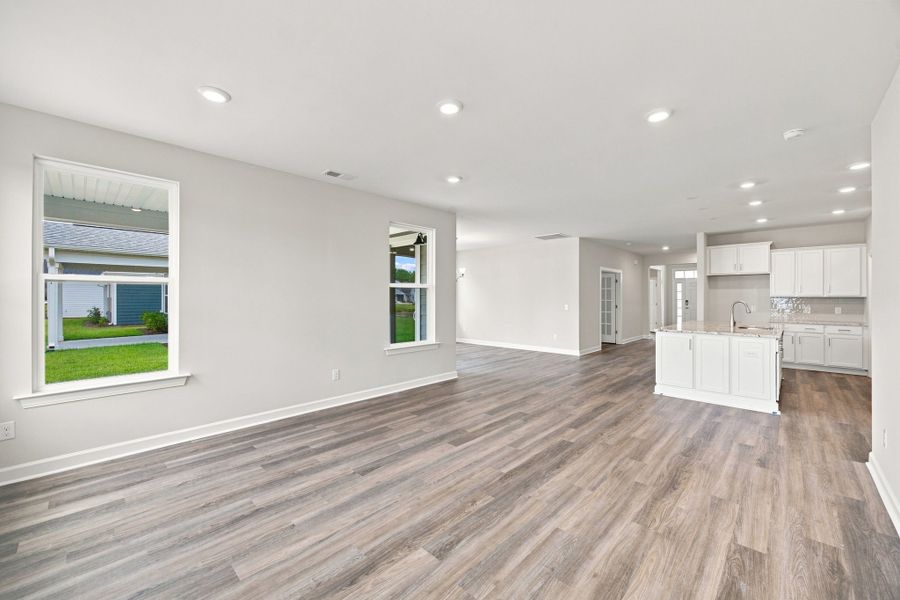 Spacious, unfurnished interior of a new home in Terrapin, Leland (Image 15).