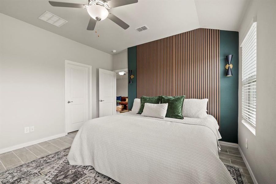 Furnished interior view inside a new home in Stonehaven, Seagoville (Image 30).