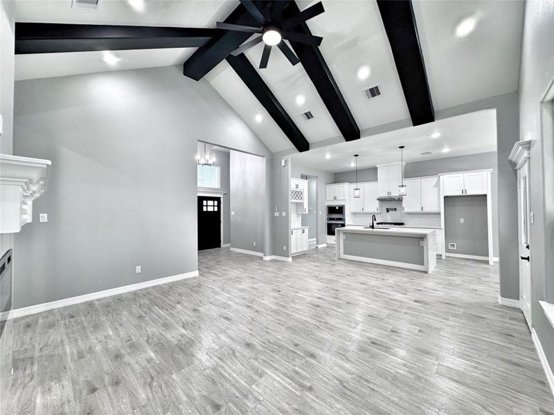 All images are for illustrative purposes only. Home is to be built and is currently under construction.