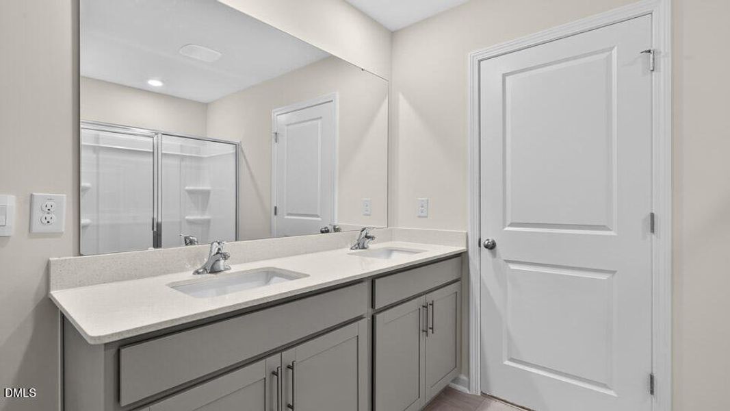 honeycutt-oaks-lot-83-037