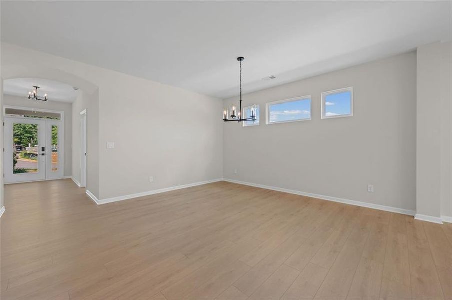 Spacious, unfurnished interior of a new home in Easton Park, Dallas (Image 28). Spacious, unfurnished interior of a new home in Easton Park, Dallas (Image 28).