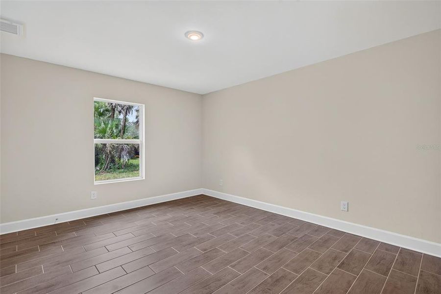 Spacious, unfurnished interior of a new home in , Port Charlotte (Image 25). Spacious, unfurnished interior of a new home in , Port Charlotte (Image 25).