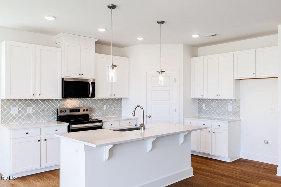 FFF-Lot53-Clearwater_QMI (13) FFF-Lot53-Clearwater_QMI (13)