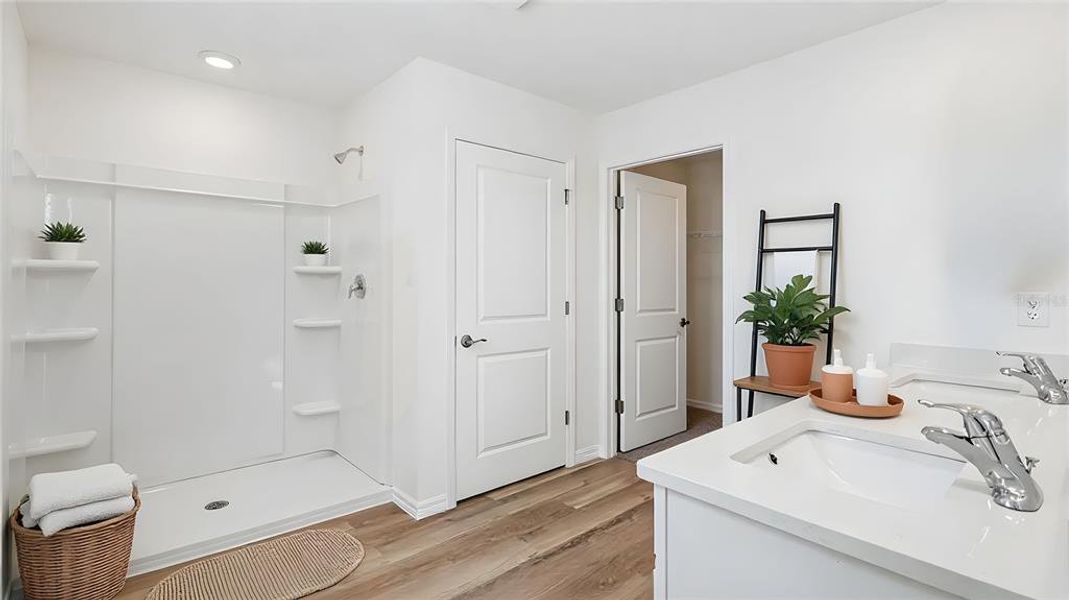 Furnished interior view inside a new home in Briarwood, Alachua (Image 9).