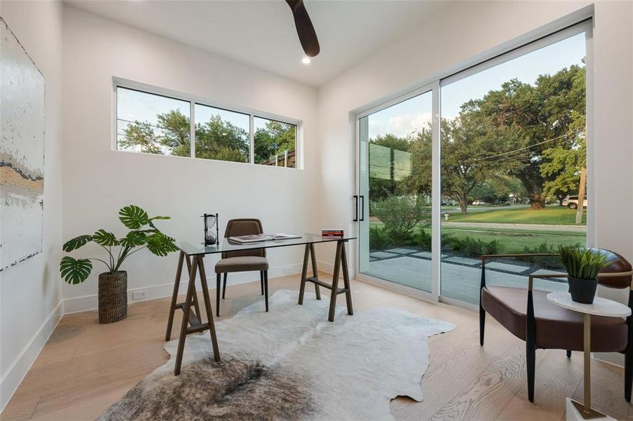 Furnished interior view inside a new home in , Dallas (Image 16).