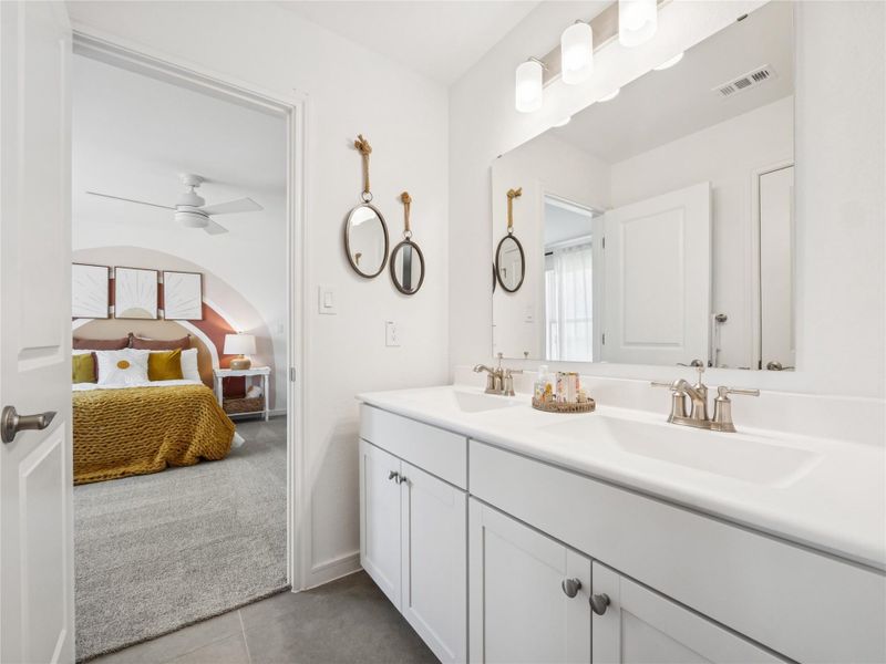 Bedroom 2/3 bath (*Photo not of actual home and used for illustration purposes only.) Bedroom 2/3 bath (*Photo not of actual home and used for illustration purposes only.)