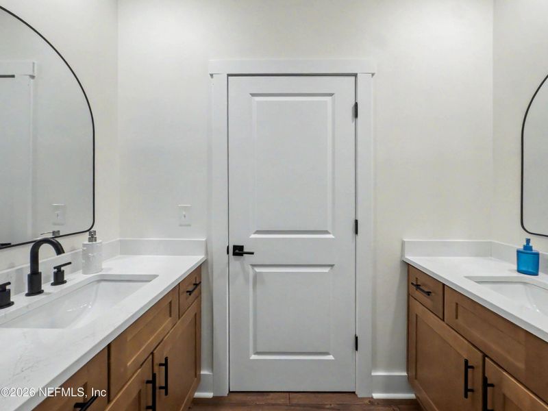 Furnished interior view inside a new home in , Callahan (Image 60).