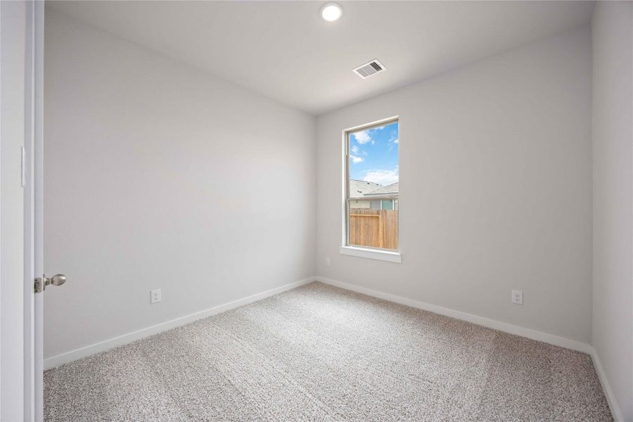 Image 12 of a home in Meadow Park.