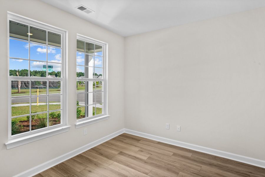 Spacious, unfurnished interior of a new home in Traditions at Carolina Forest, Myrtle Beach (Image 14).