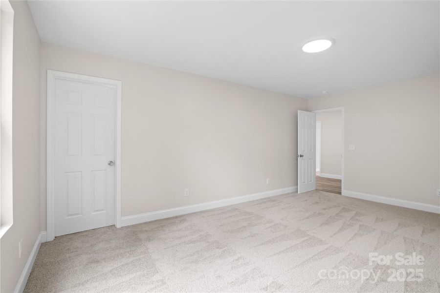 Spacious, unfurnished interior of a new home in , Monroe (Image 12).