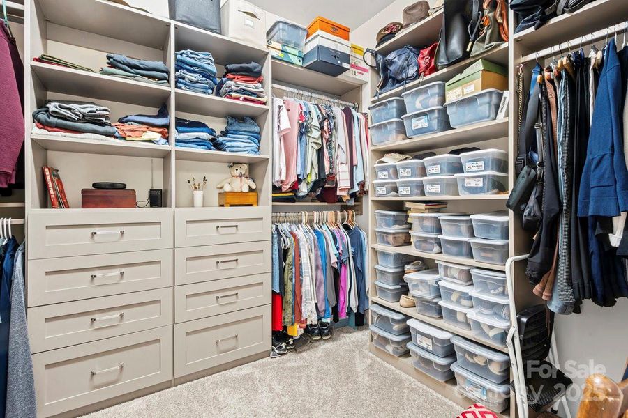 Close-up of interior finishes inside a home in Trilogy® Lake Norman, Denver (Image 20).