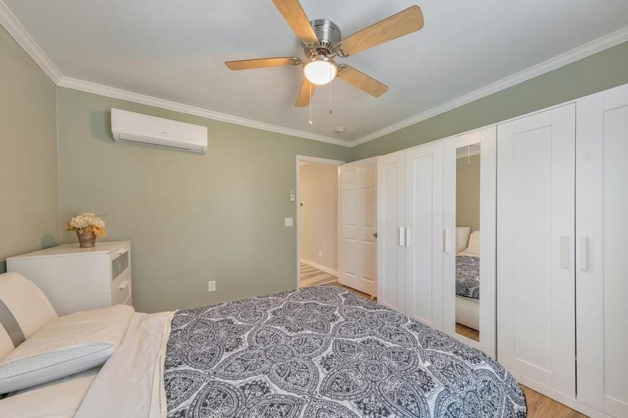 Spacious, unfurnished interior of a new home in , Silver Creek (Image 19). Spacious, unfurnished interior of a new home in , Silver Creek (Image 19).