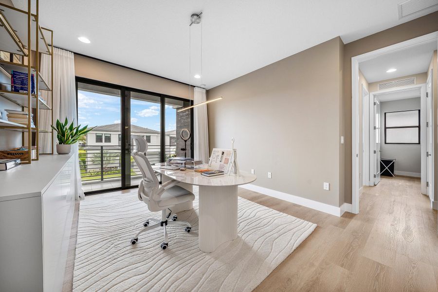 039-8124CrystalDownsAvenue-BocaRaton-FL-