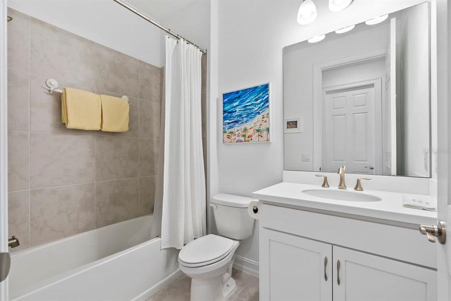 Furnished interior view inside a new home in , Punta Gorda (Image 11).